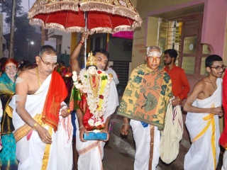भावपूर्ण वातावरणात कृष्णावेणीमातेच्या उत्सवास नृसिंहवाडी (जिल्हा कोल्हापूर) येथे प्रारंभ !