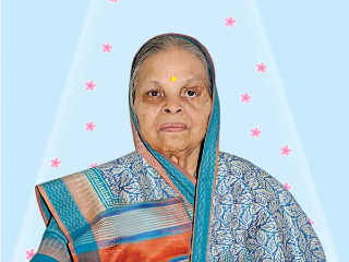 सदैव कृतज्ञताभावात रहाणार्‍या आणि सच्चिदानंद परब्रह्म डॉ. आठवले यांच्याप्रती अपार भाव असणार्‍या जयपूर येथील पू. (श्रीमती) गीतादेवी खेमका (वय ८० वर्षे) !