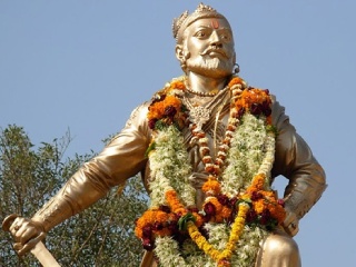 सांगलीत छत्रपती संभाजी महाराज यांच्या भव्य स्मारकाच्या कामाचे भूमीपूजन !