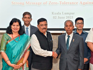 Indian Delegation In Malaysia : भारताच्या शिष्टमंडळाचे कार्यक्रम रहित करण्याची पाकची मागणी मलेशियाने फेटाळली