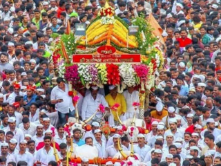हिंदु जनजागृती समिती आणि ‘डॉ. प्रसाद खंडागळे मित्रपरिवार’ यांच्या वतीने विठ्ठलभक्तांसाठी विनामूल्य आरोग्यसेवा