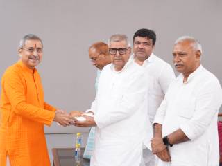बिहारच्या आमदारांची गोवा येथील सनातनच्या आश्रमाला सदिच्छा भेट !