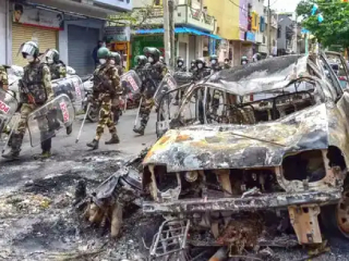 Bengaluru Riots 2020 : बेंगळुरू (कर्नाटक) दंगलीच्या प्रकरणी ३ दोषींना प्रत्येकी ७ वर्षांच्या कारावासाची शिक्षा