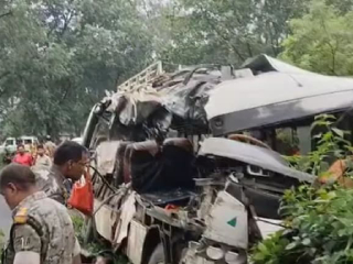 Deoghar Accident : देवघर (झारखंड) : भीषण अपघातात १८ कावड यात्रेकरूंचा दुर्दैवी मृत्यू !