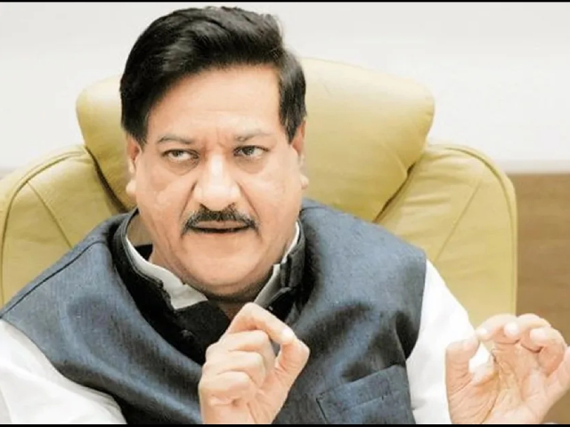 Prithviraj Chavan On Sanatan Sanstha :  हिंदुद्वेषी पृथ्वीराज चव्हाण यांनी सनातन संस्थेला ‘आतंकवादी’ संबोधले !