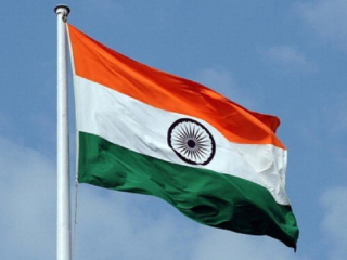 राष्ट्रध्वजाच्या अवमानाच्या विरोधात कठोर प्रावधानांची आवश्यकता !