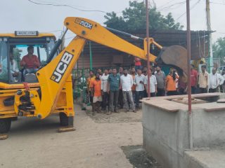राळेगाव (जिल्हा यवतमाळ) येथील श्री शितलामाता मंदिर परिसरातील मांसविक्रीची २६ अवैध दुकाने प्रशासनाने हटवली !