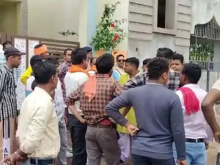 Chhattisgarh Conversion : दुर्ग (छत्तीसगड) येथे प्रार्थना सभेच्या नावाखाली कामगारांचे धर्मांतर : दोघा पाद्र्यांना अटक