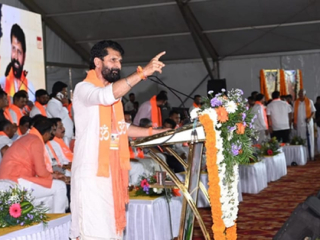 बानू मुश्ताक यांनी इस्लामवर टीका केली असती, तर त्यांना दगडांनी ठेचून ठार मारले असते ! – BJP MLC C.T. Ravi