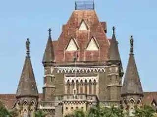 2008 Malegaon Blast : निर्दाेष ठरलेल्या साध्वी प्रज्ञा सिंह याच्यासह ७ जणांना मुंबई उच्च न्यायालयाची नोटीस