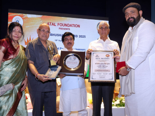 ‘अखिल भारतीय घरवापसी’चे प्रमुख प्रबल प्रताप सिंह जुदेव यांचा ‘अटल भूषण पुरस्कार’ देऊन सन्मान !