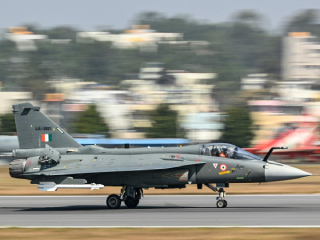 Tejas Jets Deal : भारतीय वायूदल ९७ नवीन तेजस विमाने खरेदी करणार