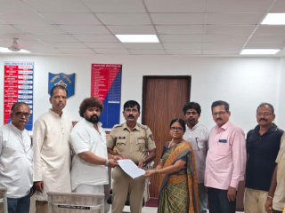 चित्रपट निर्माते यांच्यावर गुन्हा नोंद करण्याविषयी वरिष्ठ अधिकार्‍यांकडे चर्चा करून निर्णय घेऊ !  