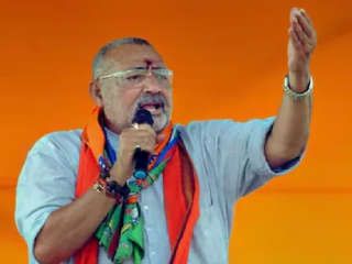 आम्हाला नमक हरामांची मते नको ! – Giriraj Singh