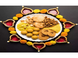 दिवाळीचा फराळ : चवीच्या पलीकडचे आरोग्यशास्त्र !