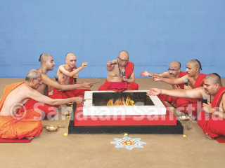 हिंदूंनो, तिसर्‍या महायुद्धाचे दुष्परिणाम टाळण्यासाठी यज्ञसंस्कृतीचे पुनरुत्थान करा !