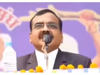 Santosh Verma : (म्हणे) ‘जोपर्यंत ब्राह्मण त्यांची मुलगी माझ्या मुलाला दानामध्ये देत नाही, तोपर्यंत आरक्षण चालू राहिले पाहिजे !’