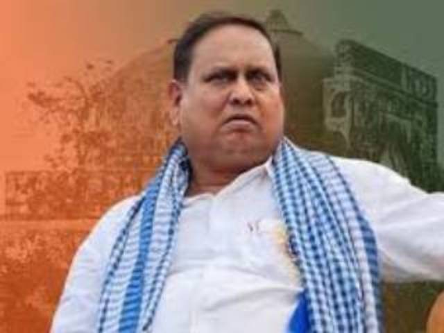 TMC MLA Humayun Kabir : (म्हणे) ‘बाबरी मशीद बांधण्यापासून रोखले, तर शिरच्छेद करू !