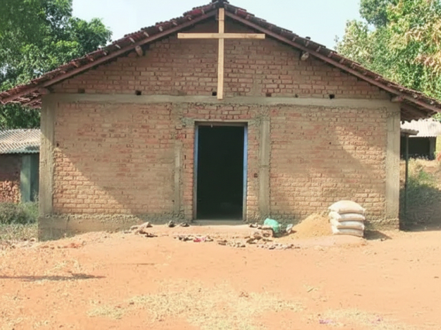 Surat Illegal Church : सूरत (गुजरात) येथे आदिवासींच्या भूमीवर बांधले जात आहे अनधिकृत चर्च !  