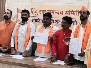 (म्हणे) ‘सांताक्लॉज येत नाही, हे मान्यच; पण मग मंदिरात भट बलात्कार करतात !’ – ‘कोल्हापूर संस्थान शाहूनगरी’ची फेसबुक पोस्ट