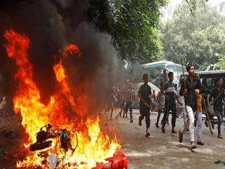 बांगलादेशातील हिंदूंवर प्रतिदिन होत असलेले अनन्वित अत्याचार !