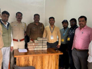 कात्रज (पुणे) येथे नाकाबंदी वाहन तपासणीत ६७ लाख रुपये कह्यात !