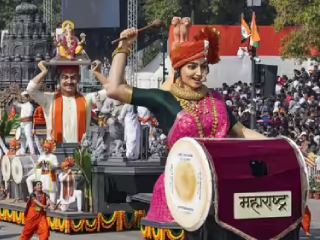 Maharashtra Tableau : प्रजासत्ताकदिनी ‘आत्मनिर्भर भारत’ संकल्पनेवर आधारित महाराष्ट्राचा चित्ररथ !