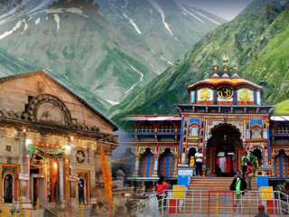Kedarnath-Badrinath : केदारनाथ-बद्रीनाथ येथे भ्रमणभाषच्या वापरावर येणार बंदी