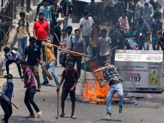 Bangladesh Hindu Attacks : गेल्या वर्षी बांगलादेशात ९५ मंदिरांवर आक्रमणे, तर ६६ हिंदूंच्या हत्या !