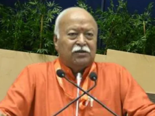 स्वातंत्र्यवीर सावरकर कोट्यवधी हृदयांचे सम्राट ! – प.पू. सरसंघचालक डॉ. मोहनजी भागवत