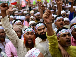 Bangladesh Election Results : बांगलादेशात ‘जमात-ए-इस्लामी’ने भारतीय सीमेजवळच्या भागांत ५१ जागा जिंकल्याने भारतासाठी धोका