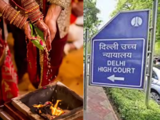 सप्तपदी झाली नाही, तरी विवाह अवैध ठरत नाही ! – Delhi High Court