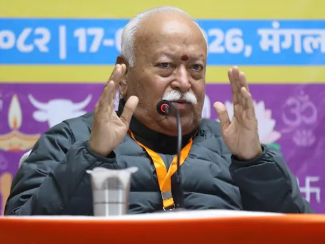 भारतीय मुसलमानही हिंदूच असल्याने त्यांची घरवापसी करायची आहे ! – Mohan Bhagwat