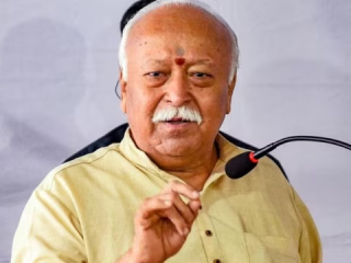 देशातील मंदिरांचे नियंत्रण सरकारकडे नाही, तर भक्तांकडे असावे ! – RSS Chief Mohan Bhagwat