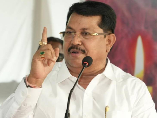 देशभरात चर्चा असतांना सरकारचे २ ओळीचे स्पष्टीकरण  का ? – विजय वडेट्टीवार, नेते, काँग्रेस