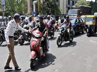 बेशिस्त वाहनचालकांनी वेळेत थकीत दंड न भरल्यास वाहन परवाना रहित होणार !