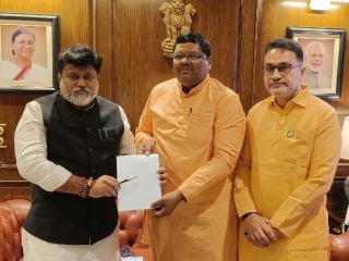 वारकरी संप्रदायाची अपकीर्ती करणारे ‘ईठ्ठला’ नाटक स्थगित !