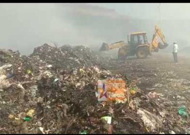 सोनगाव कचरा डेपोला अज्ञातांकडून आग !