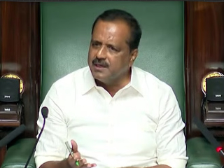 Karnataka Speaker Walkout : सरकारवर संतापलेले कर्नाटक विधानसभेचे सभापती सभागृहातून निघून गेले !