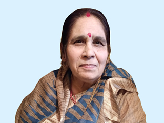 गुरुकार्याची तीव्र तळमळ असणार्‍या बेळगाव येथील ६४ टक्के आध्यात्मिक पातळीच्या कै. (सौ.) पुष्पा बालवीरसिंग यादव (वय ६९ वर्षे) !