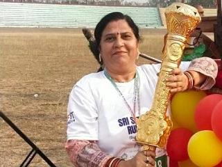 भिलई (छत्तीसगड) येथील मॅरेथॉन स्पर्धेत जिज्ञासू महिला पुरस्काराने सन्मानित