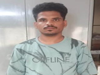केंजारू (कर्नाटक) : मंदिराच्या दानपेटीतील २५ सहस्र रुपये चोरणार्‍या शबीकला अटक !