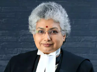 निवडणूक आयोगाला राजकीय प्रभावापासून मुक्त ठेवणे लोकशाहीसाठी आवश्यक ! – Justice BV Nagarathna