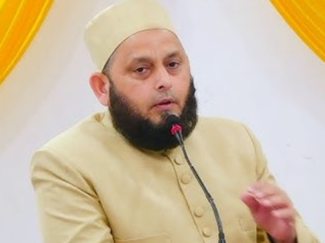 अर्जामध्ये धर्म म्हणून ‘इस्लाम’ आणि मातृभाषा म्हणून हिंदी न लिहिता ‘उर्दू’ लिहा ! – Maulana Khalid Rasheed Firangi Mahali