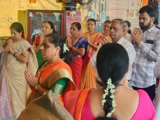 सातारा येथील श्री दुर्गामाता मंदिरात हिंदु राष्ट्र स्थापनेसाठी देवीला साकडे !