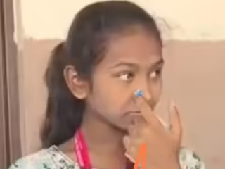 Karnataka CET Exam : ‘सीईटी’ परीक्षेत विद्यार्थिनींच्या नथ काढता न आल्याने नाकावर चिकटवल्या चिकटपट्ट्या !