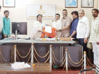 महाराष्ट्र राज्यात गोवंशियांचे संरक्षण, संवर्धन आणि गोहत्याच्या विरोधात कठोर कारवाई करा !