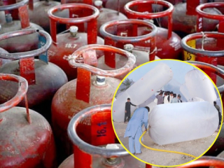 Pakistan LPG Crisis : पाकिस्तानमध्ये फुग्यांतील गॅसवर स्वयंपाक !