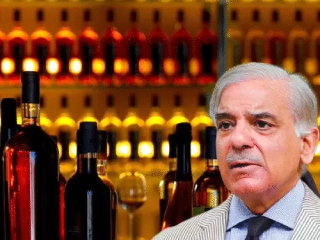 Pakistan Alcohol Export : आर्थिक दिवाळखोरीकडे वाटचाल करणारा पाक पुन्हा दारू विकू लागला !