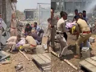 Dewas Factory Blast : देवास (मध्यप्रदेश) येथे फटक्यांच्या कारखान्यात स्फोट : १० जणांचा मृत्यू